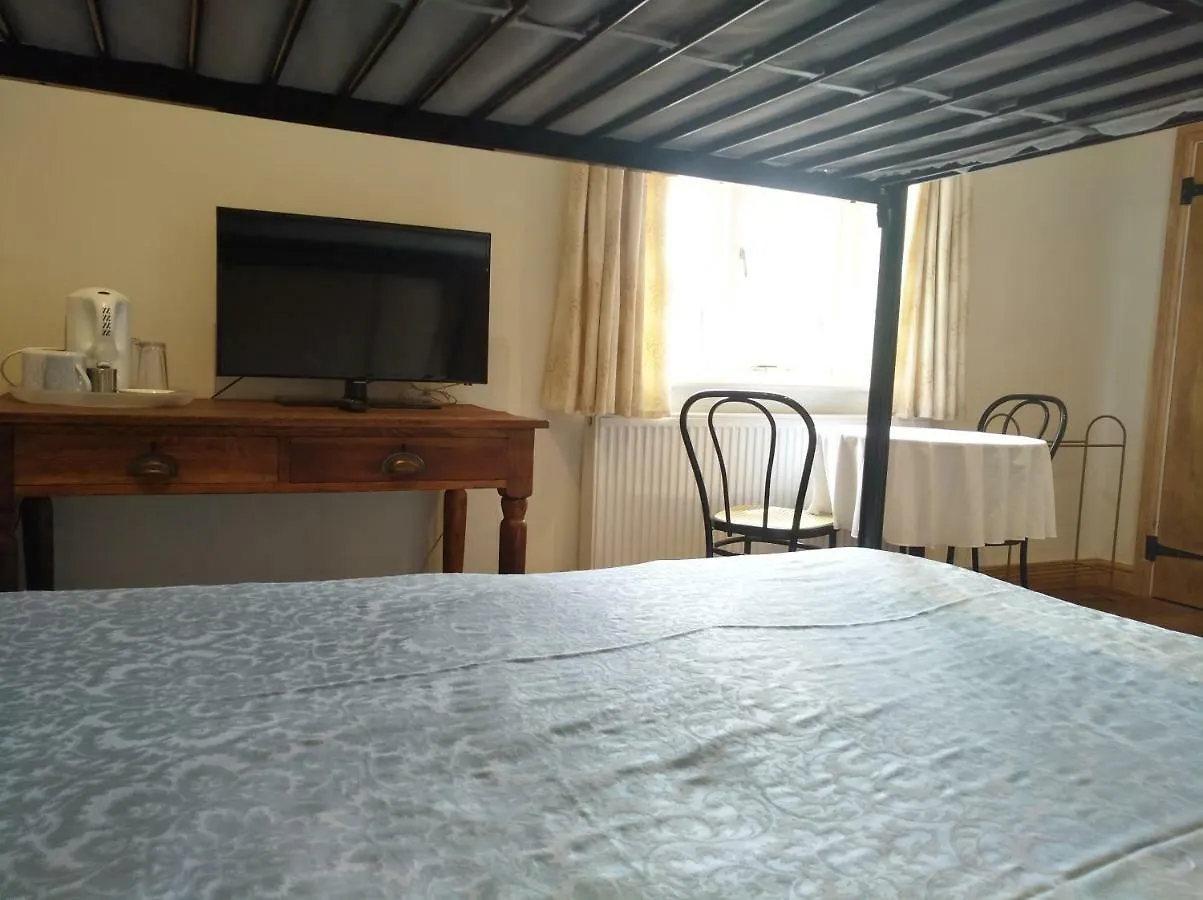 C Farmhouse Accommodation Alne 0*,  United Kingdom